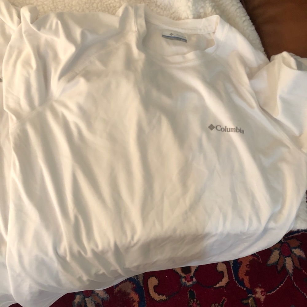 Columbia Performance Shirts - Picture 2 of 6